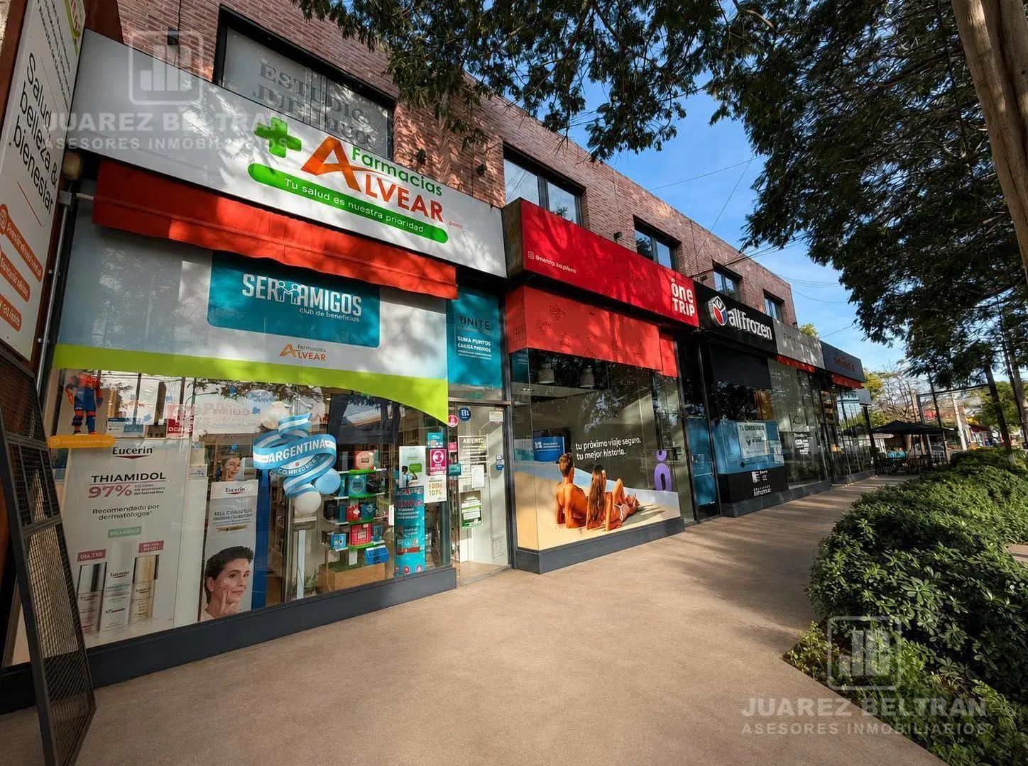 Venta Local Comercia-Av.Gauss-Inversión 2