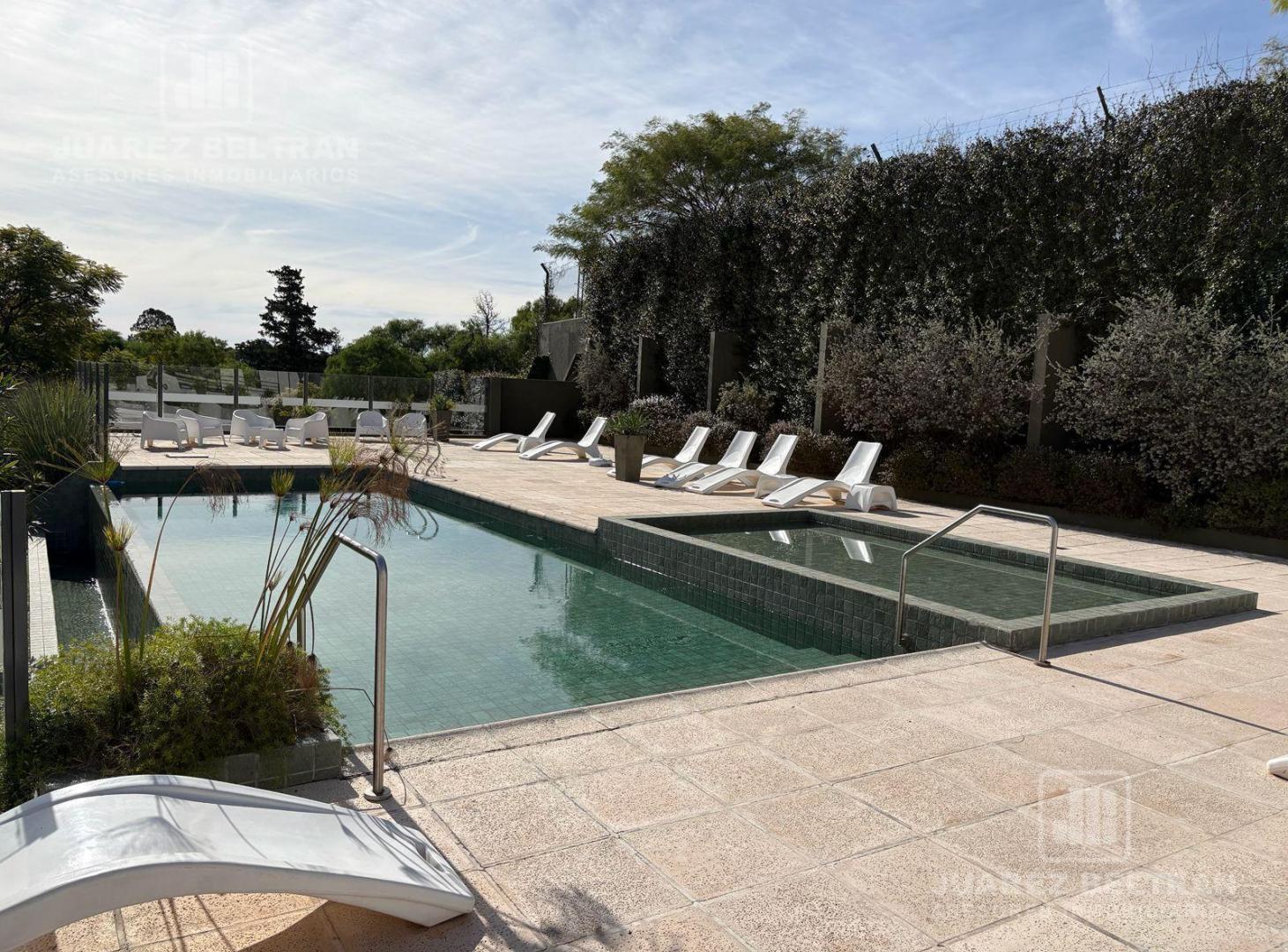 Venta departamento Casonas del Golf – 2 dormitorios en suite-1 toilette- 2 cocheras