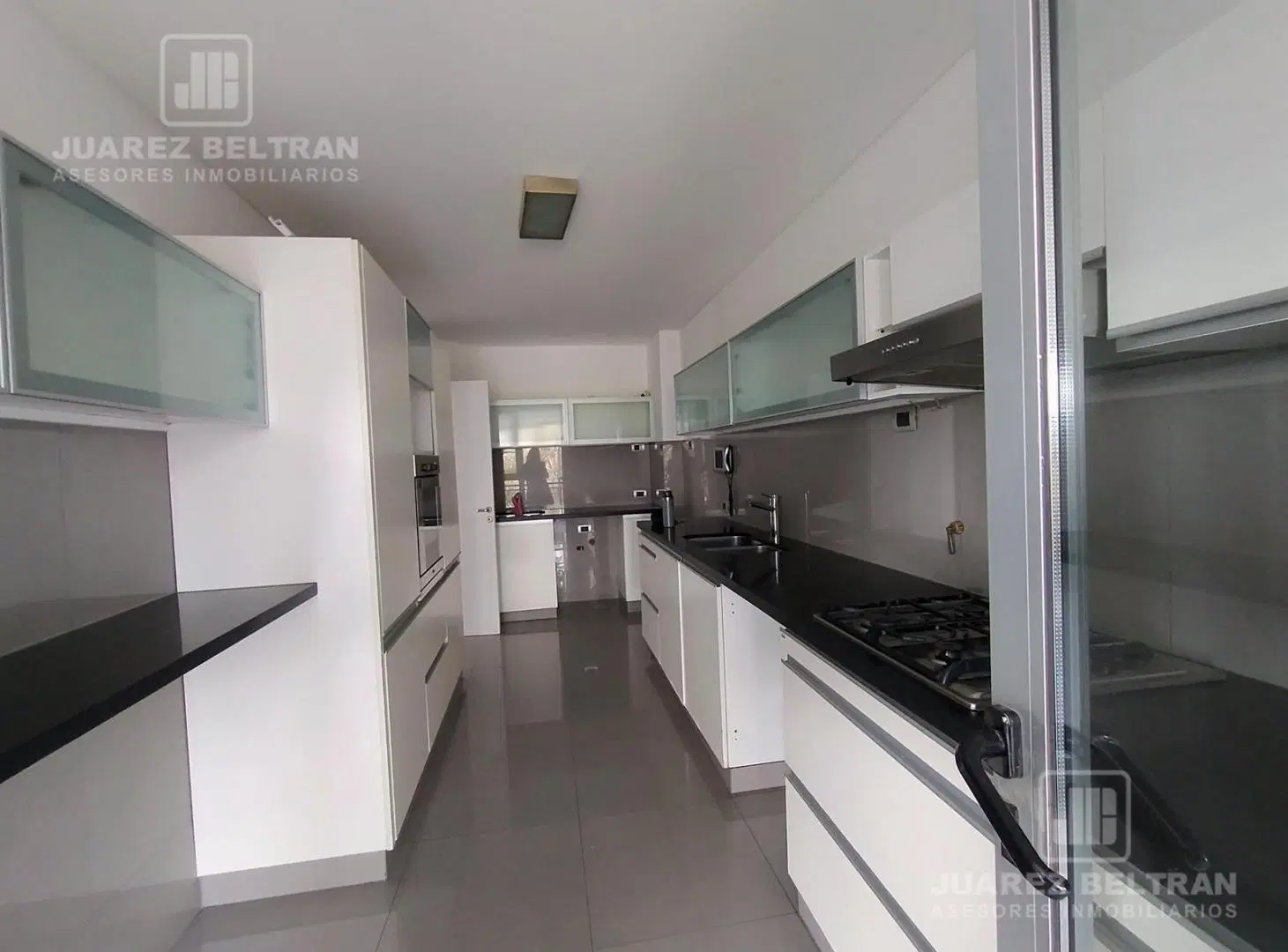 VENTA - Departamento excepcional tres dormitorios -Casonas del Golf -Casona Uno Augusta 5