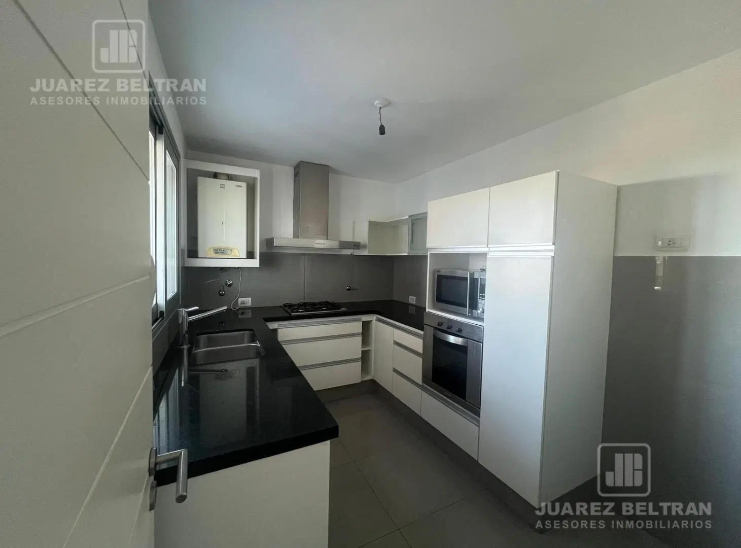 Venta - Departamento 2 dormitorios - Casonas del Golf 5