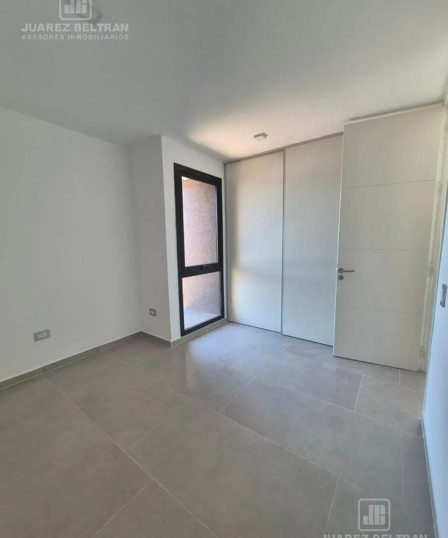 CASA A ESTRENAR - 3 DORMITORIOS - 2 PLANTAS - GALERIA CON ASADOR Y PILETA 3