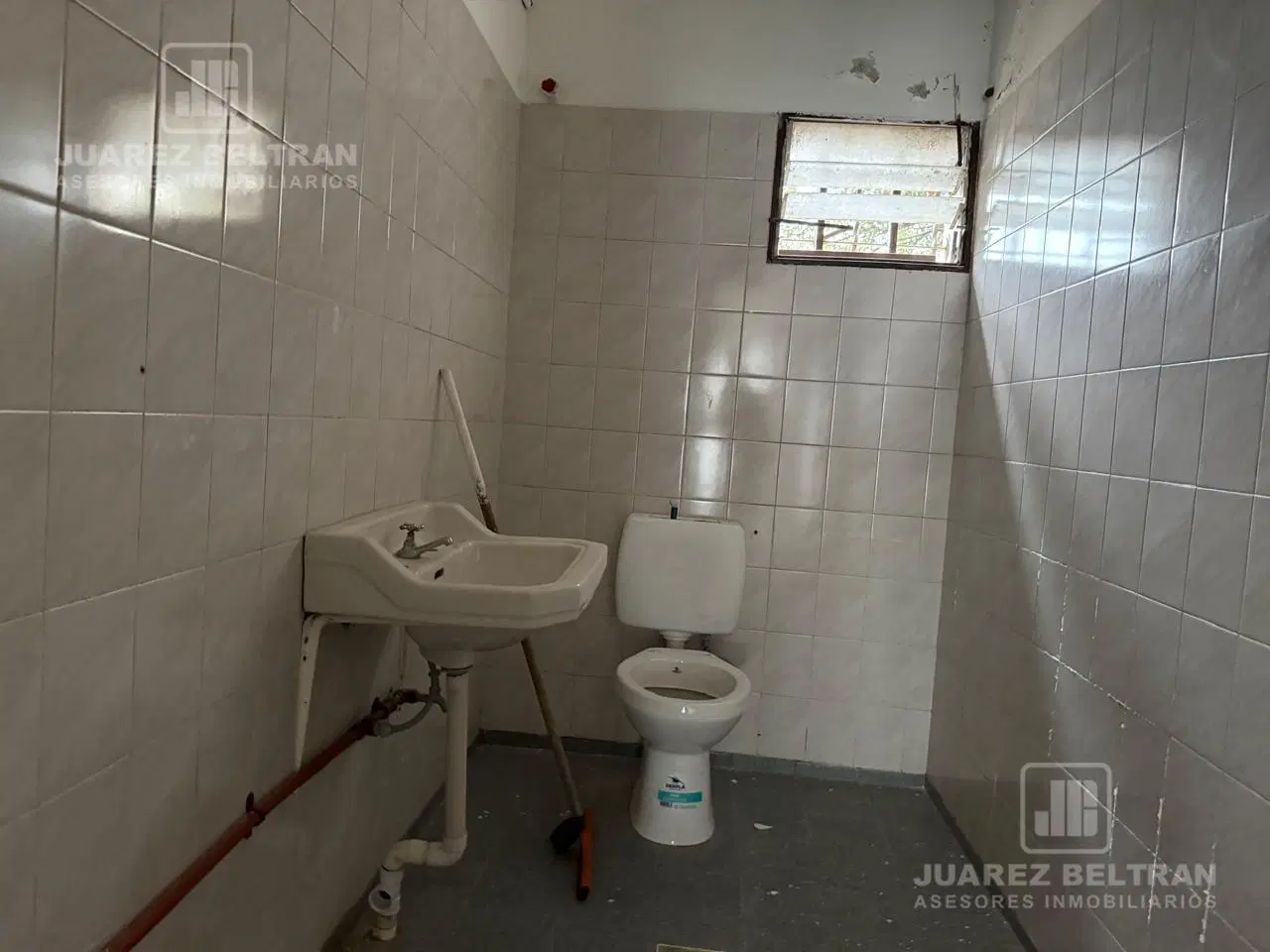 Local Comercial 180m2 8