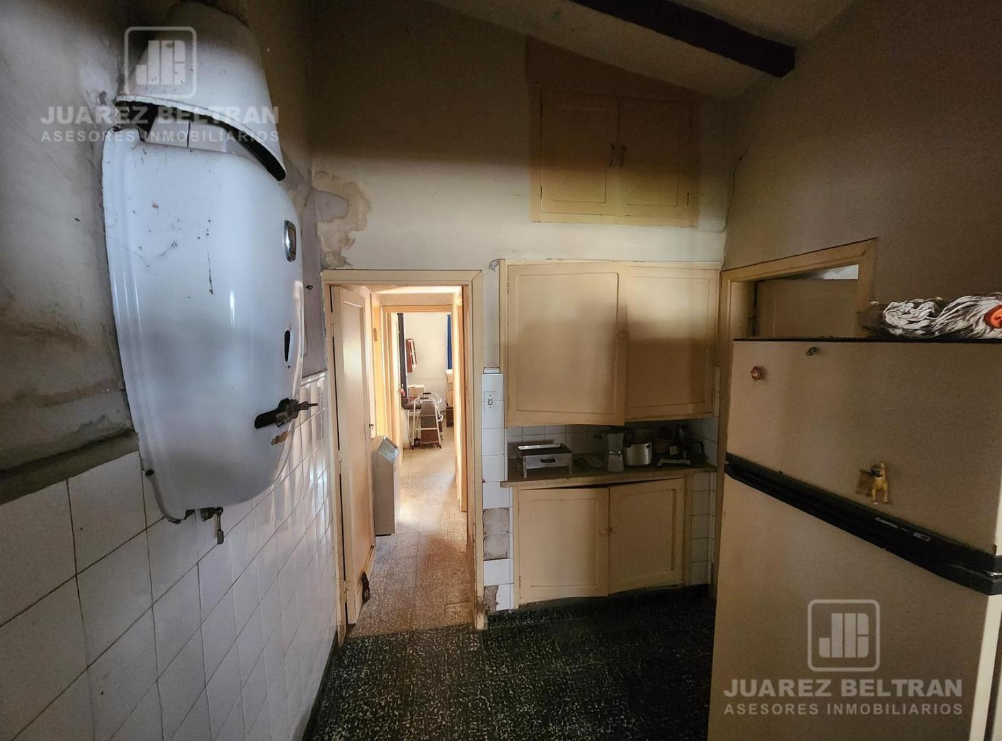 Foto de Venta - Casa de 3 dormitorios a reciclar - Barrio San Alfonso, imagen 5