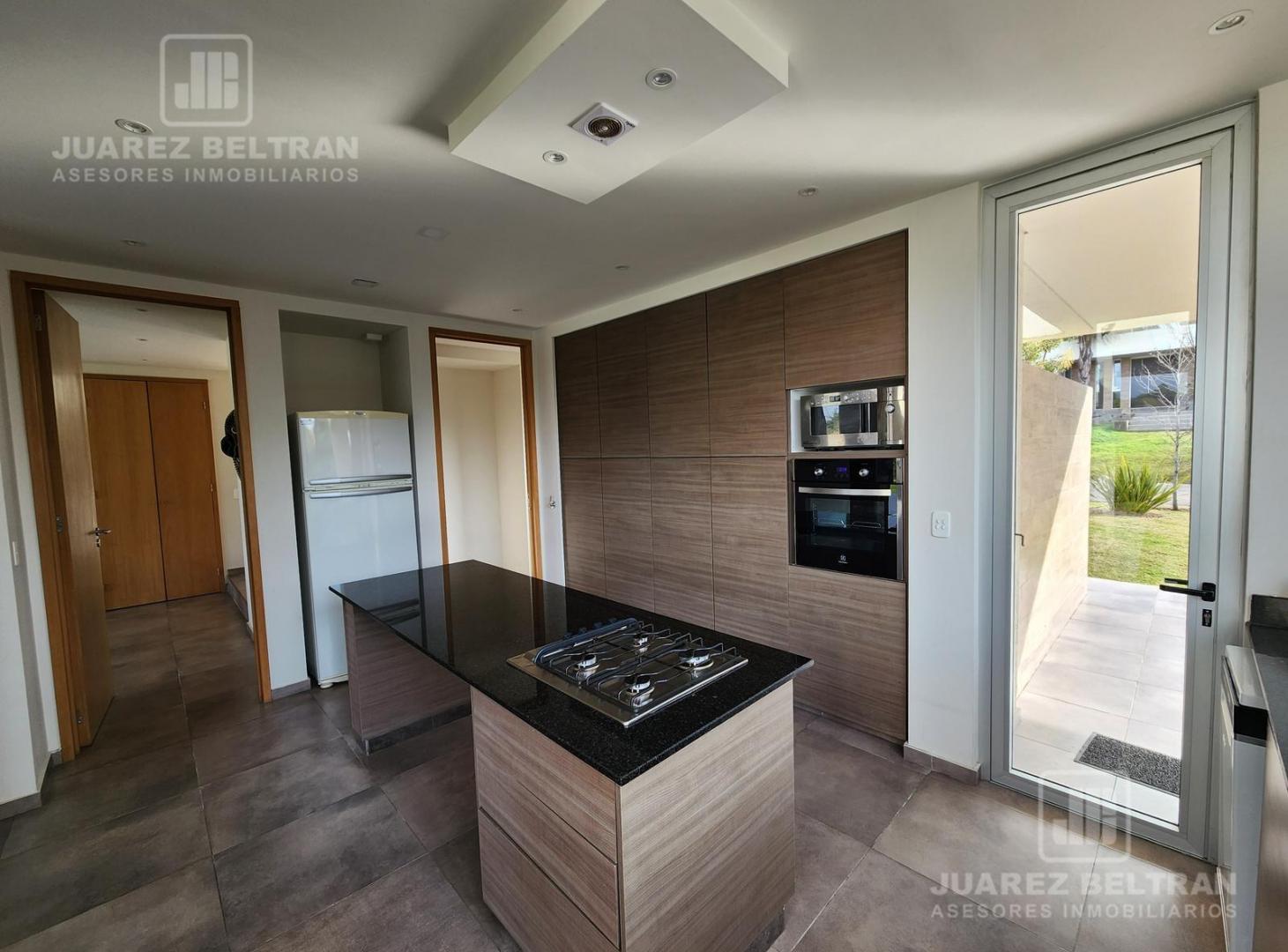 Foto de Venta - Casa 3 dormitorios en Country La Serena, imagen 1