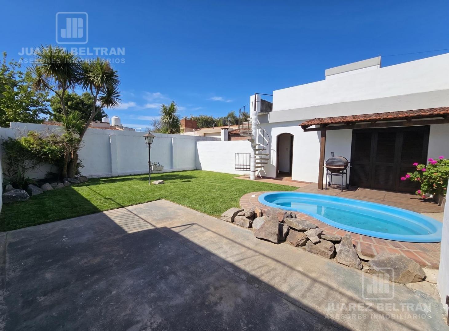 Foto de Propiedad de 166m2 cubiertos. 374 m2. 3 dormitorios. Patio con Piscina., imagen 3