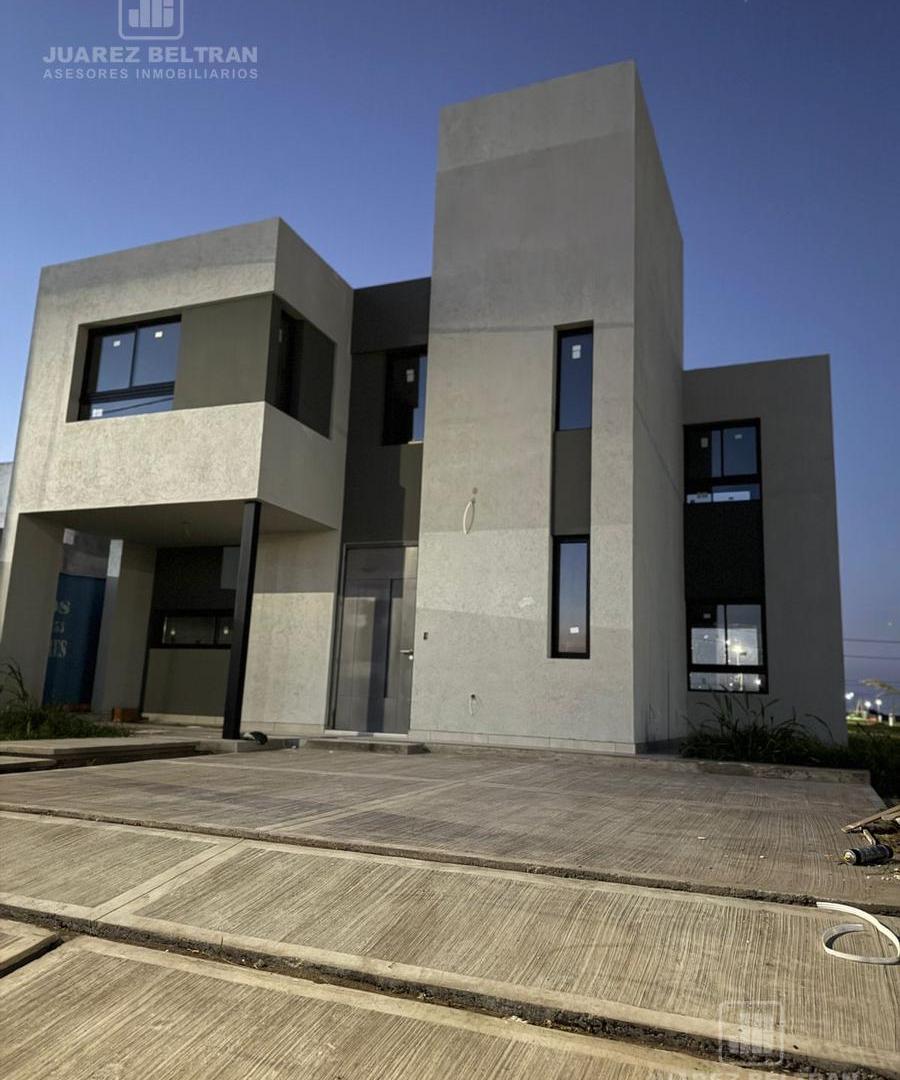 Foto de VENTA CASA 3 DORMITORIOS A ESTRENAR - DOCTA CENTRAL, imagen 1