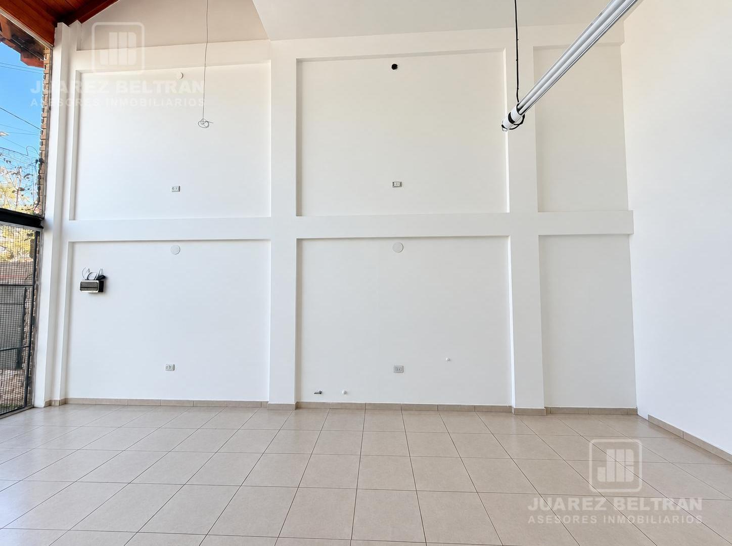 Foto de Local Comercia-sobre Menéndez Pidal, imagen 4