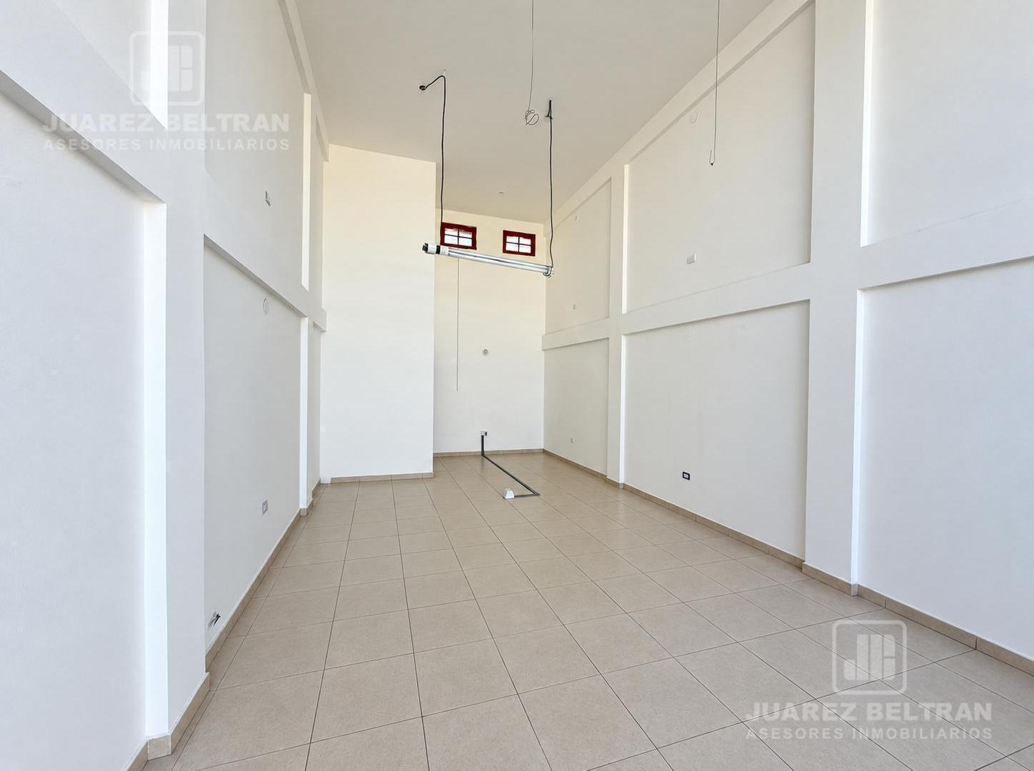 Foto de Local Comercia-sobre Menéndez Pidal, imagen 5