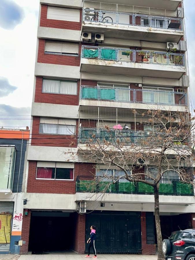 Cochera, Excelente Ubicación, Sobre Av Belgrano 2900 1