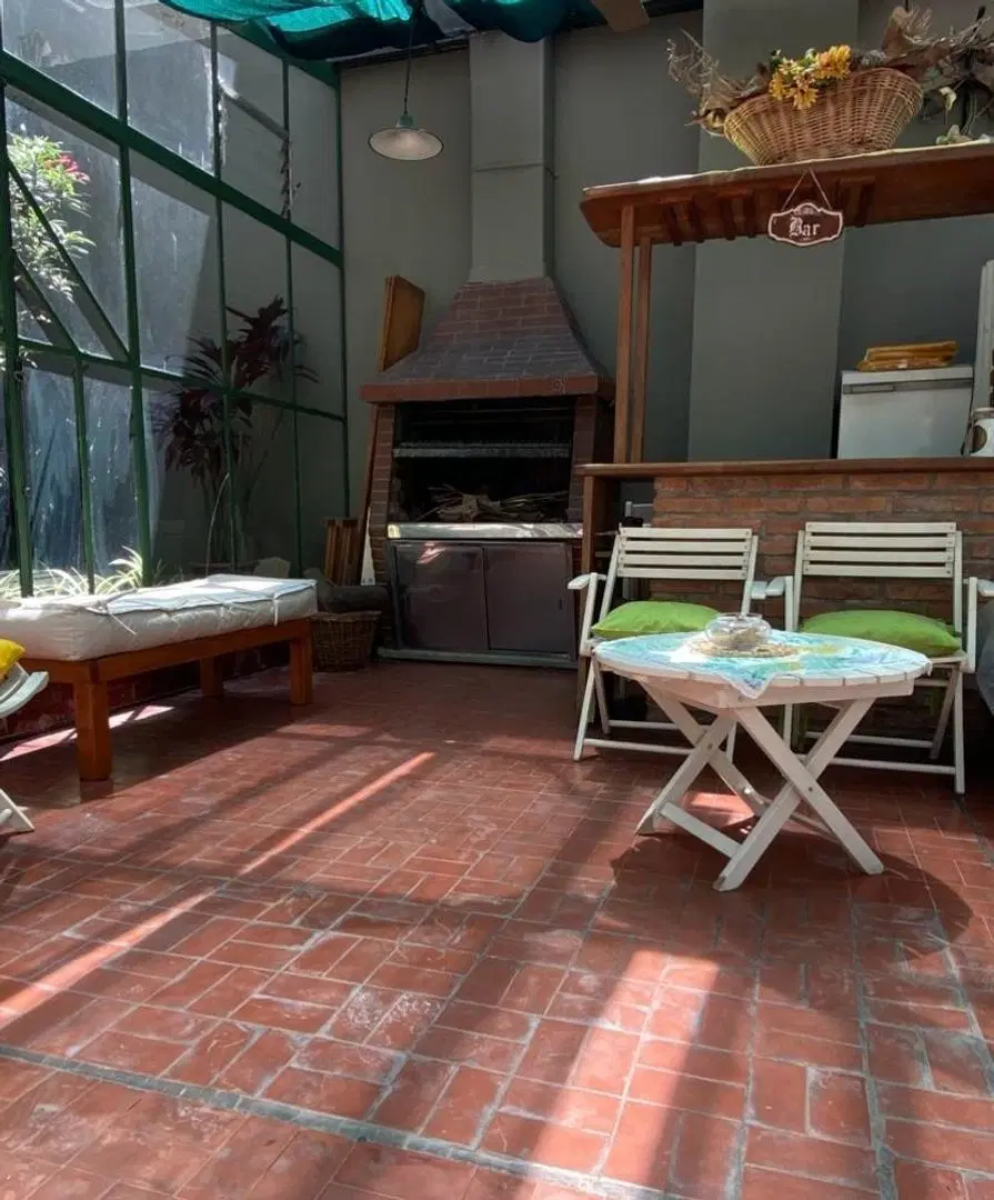 EXCELENTE !!! 3amb, Patios, Quincho,93,64M2 +Baulera 3