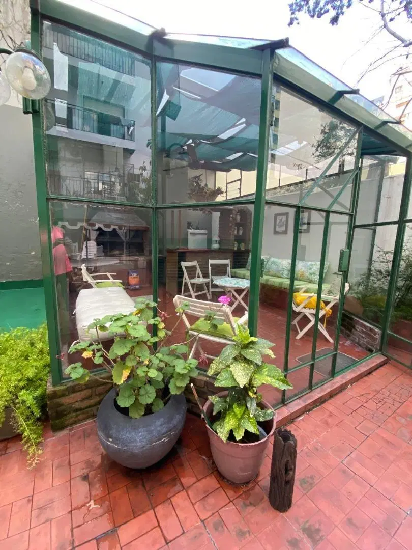 EXCELENTE !!! 3amb, Patios, Quincho,93,64M2 +Baulera 5