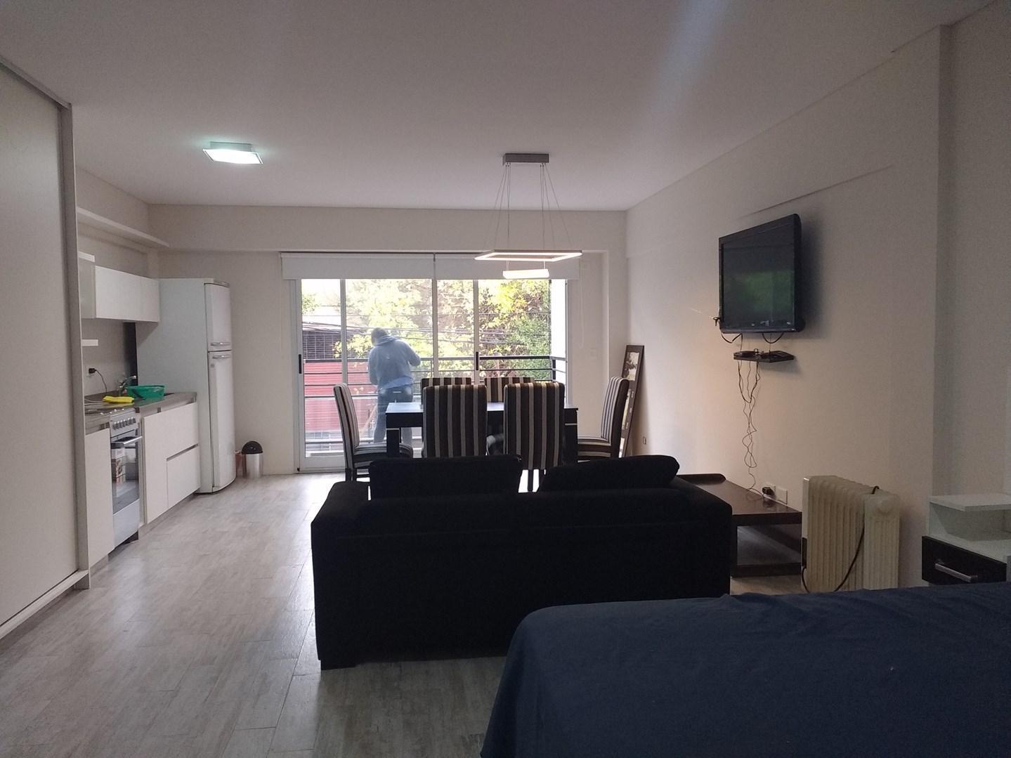 Foto de Departamento en Alquiler en Olivos, Vicente López, G.B.A. Zona Norte, imagen 3