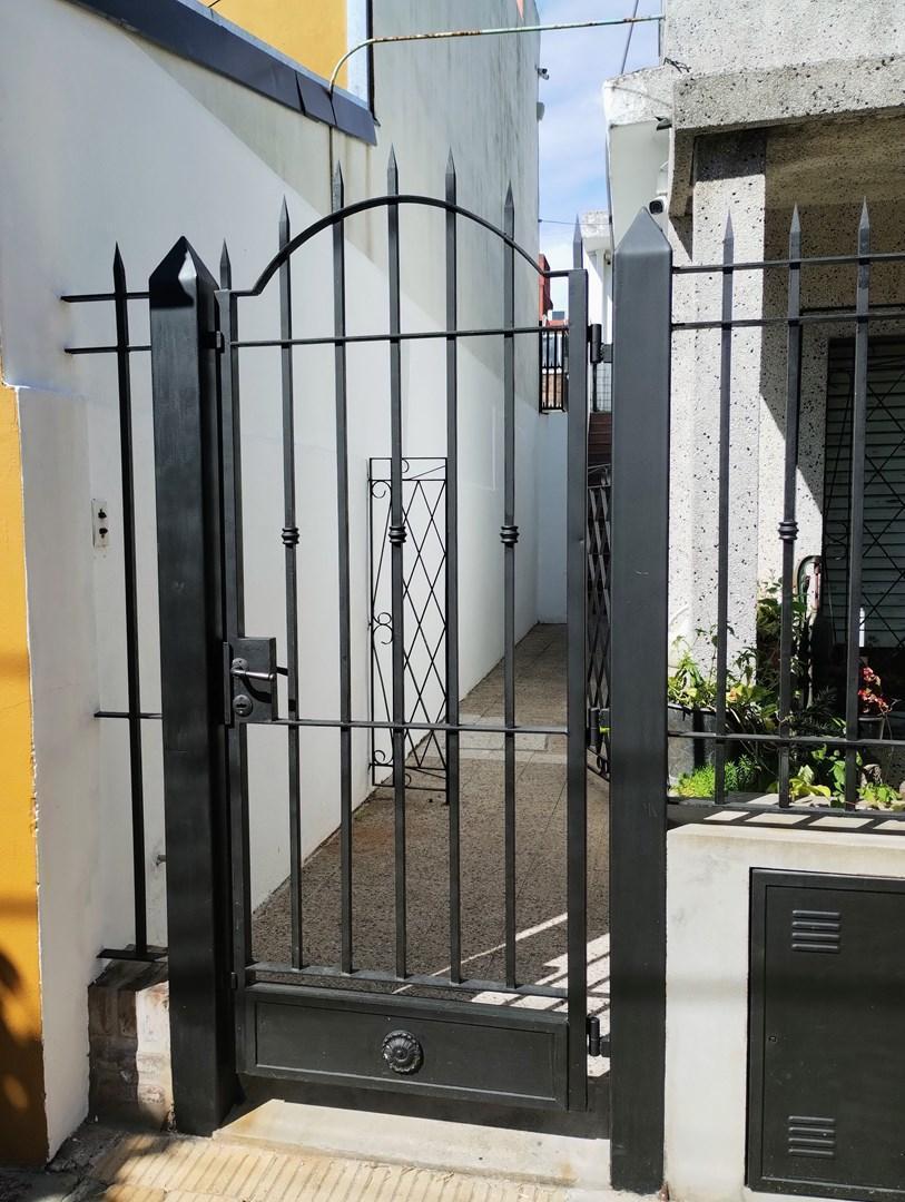 Foto de Departamento PH en Venta en Munro, Vicente López, G.B.A. Zona Norte, imagen 2