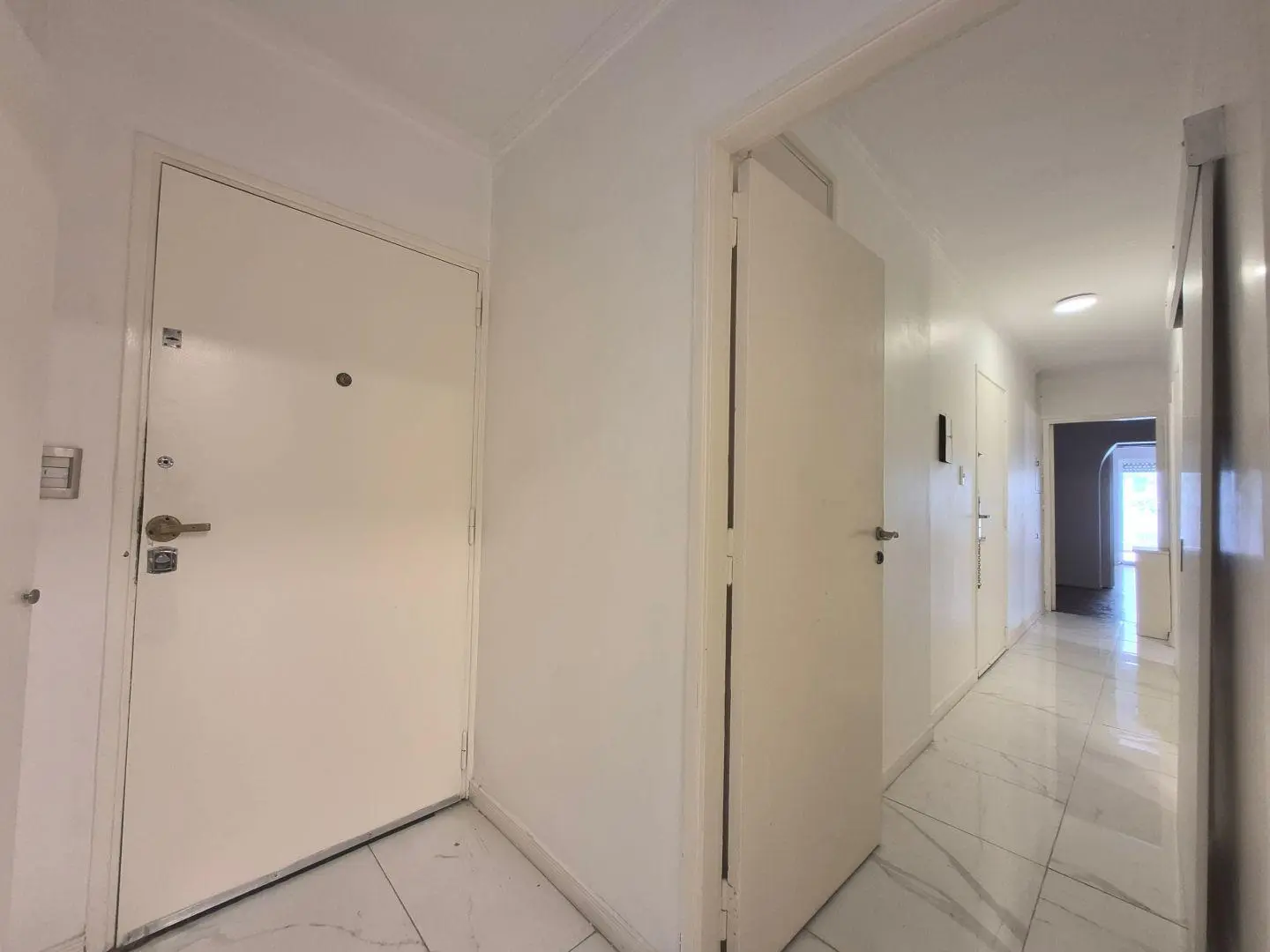 VENTA/ 3  AMBIENTES AL FRENTE EN PB CON PATIO/ RECICLADO / O´HIGGINS AL 1900 3