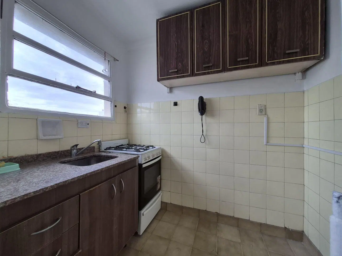 Alquiler / 2 ambientes / lateral / mario bravo y rivadavia / almagro 5