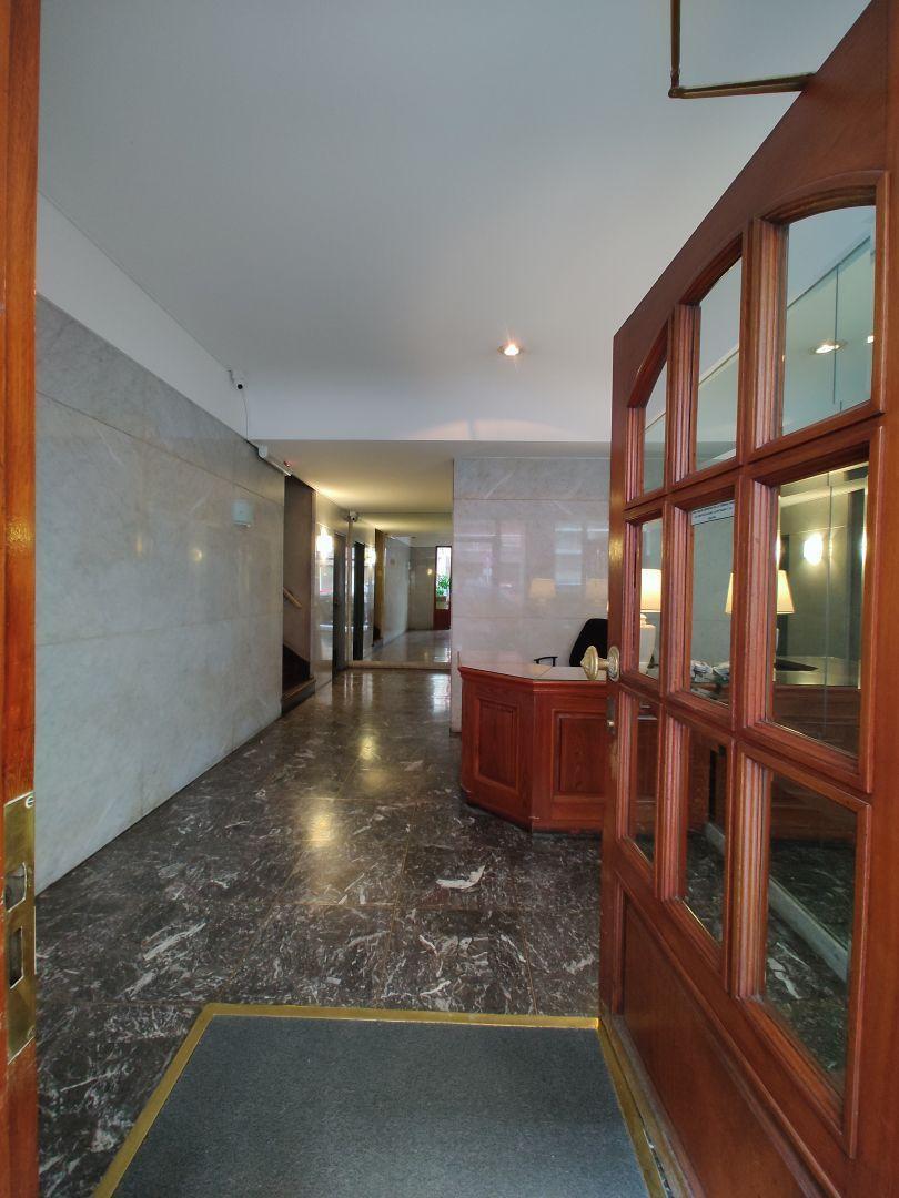 Alquiler / 2 ambientes / Frente / Balcón / Patio cub / Pumacahua al 100 / Flores