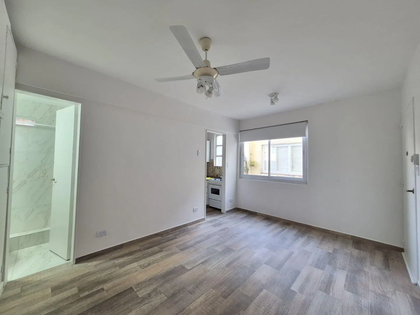 ALQUILER/ MONOAMBIENTE/DEPARTAMENTO/ HUMBERTO 1° AL 600/ SAN TELMO 5