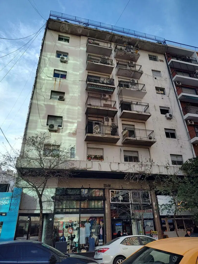Alquiler / departamento/ 4 ambientes / Rosario al 800 / Caballito 2