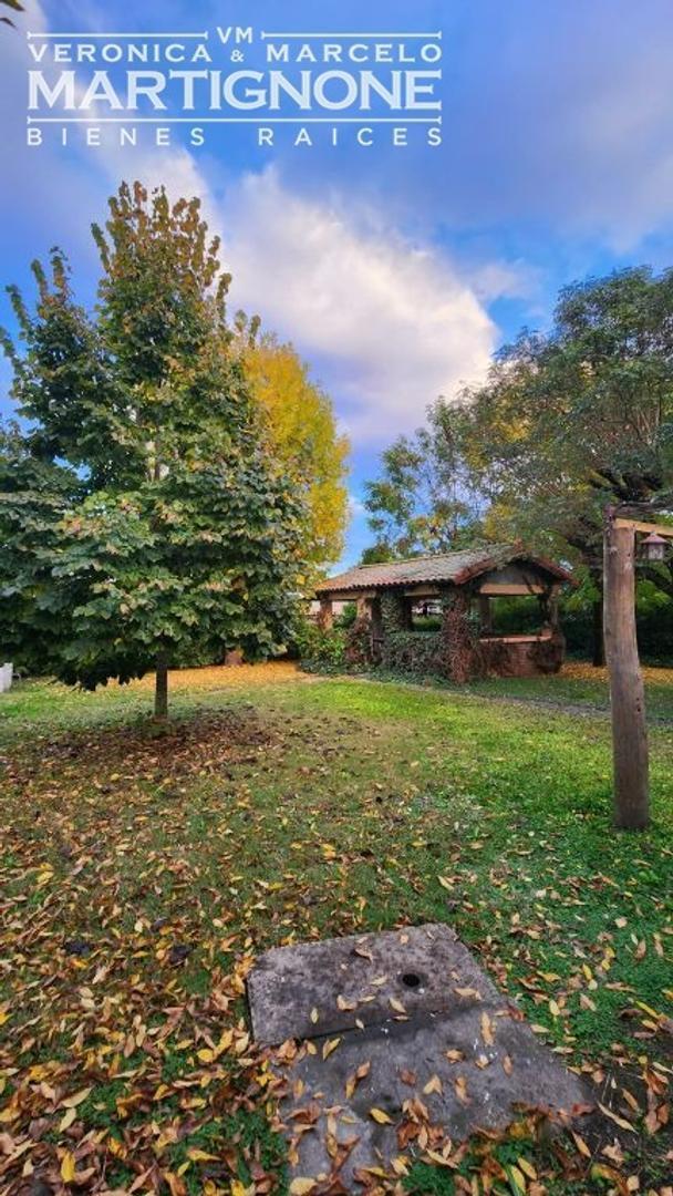 Casa con pileta de natación sobre 1200m2 en Manzanares Pilar