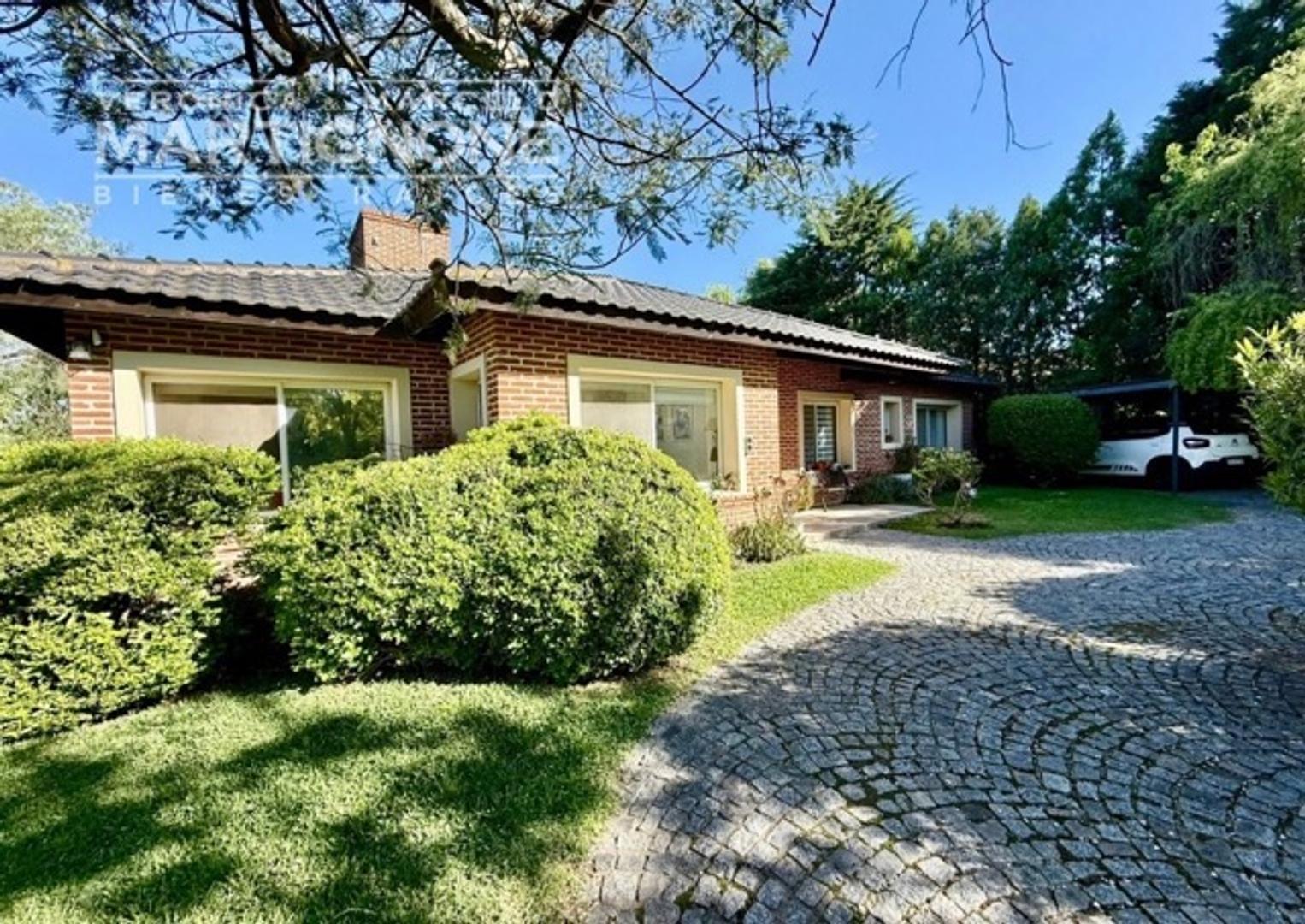 IMPECABLE CHALET en VENTA en ALTOS DE MANZANARES, MANZANARES