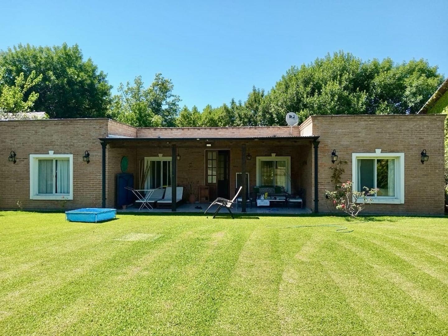 Casa estilo campo con parrilla - Club de Campo San Francisco