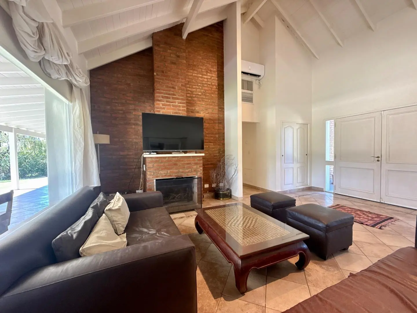 Muy buena casa en venta en LA RETAMA - Manzanares - Pilar 8