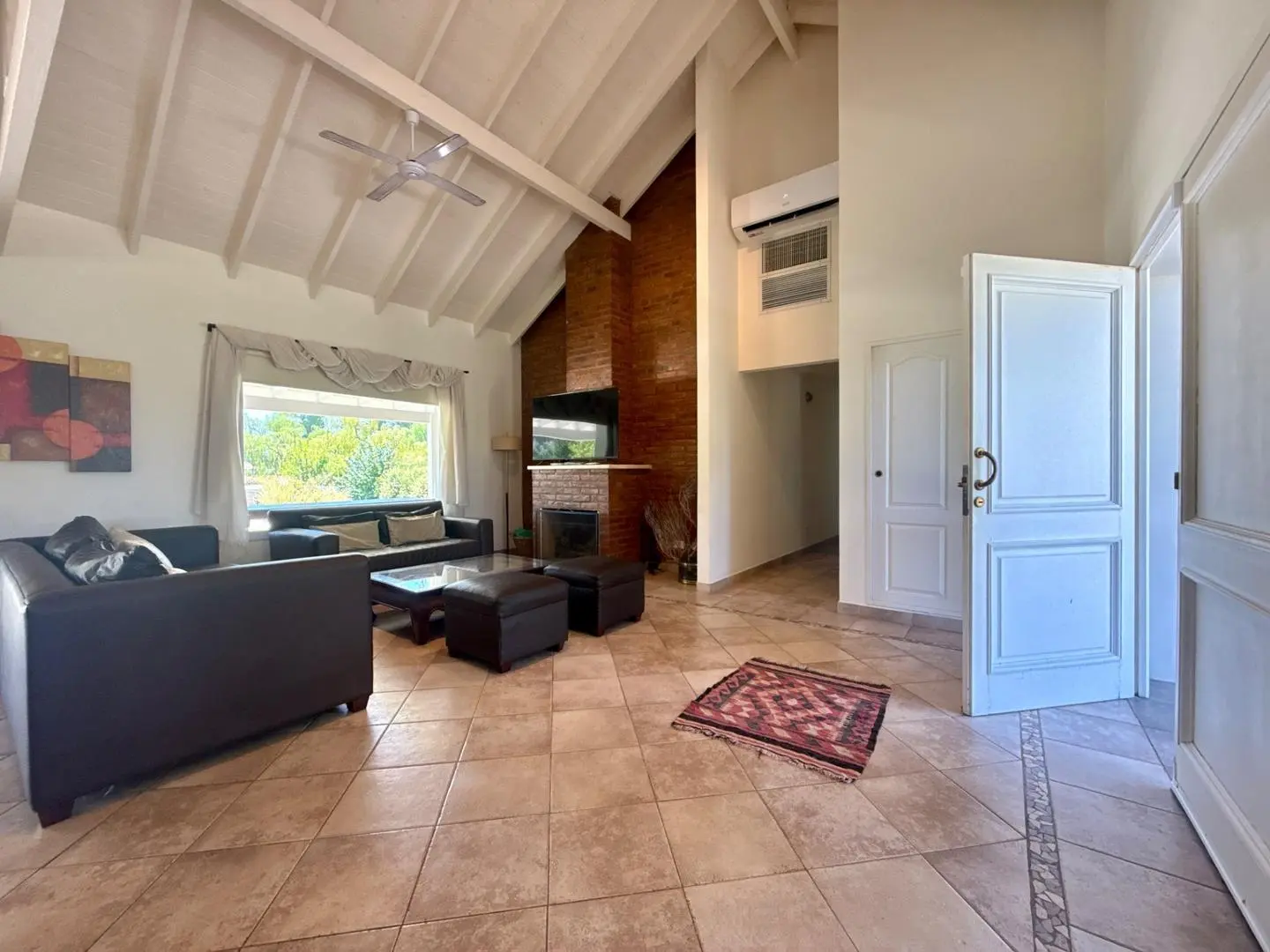 Muy buena casa en venta en LA RETAMA - Manzanares - Pilar 5