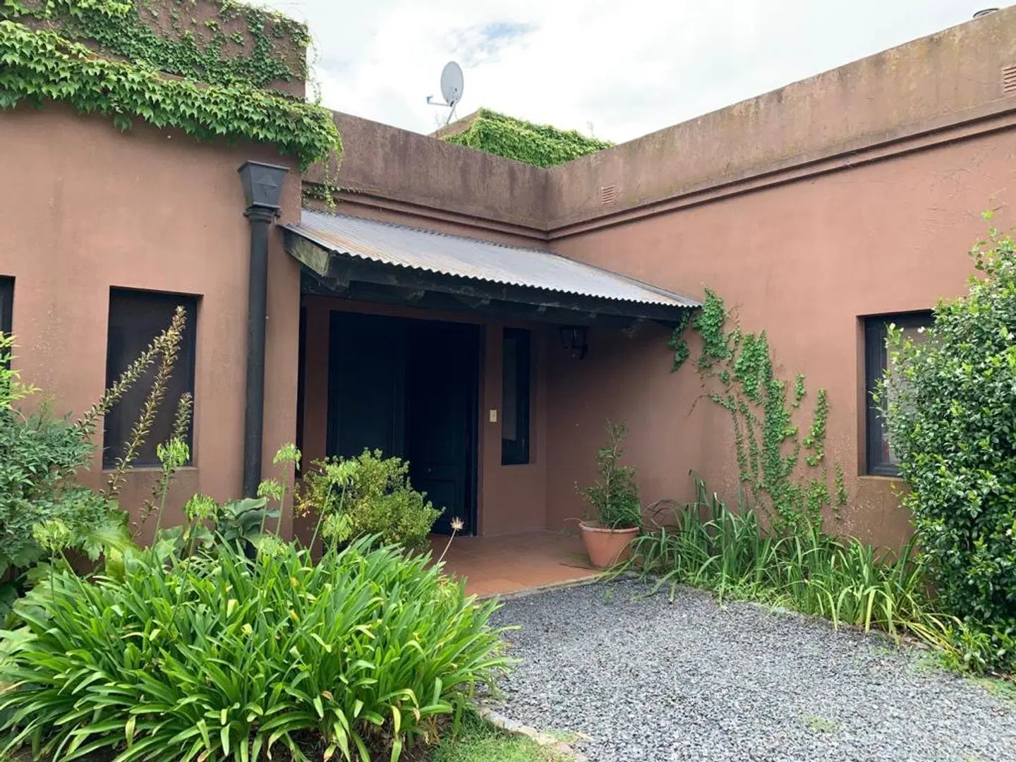 Casa AMOBLADA en alquiler (Por 1 año) en San Francisco 1