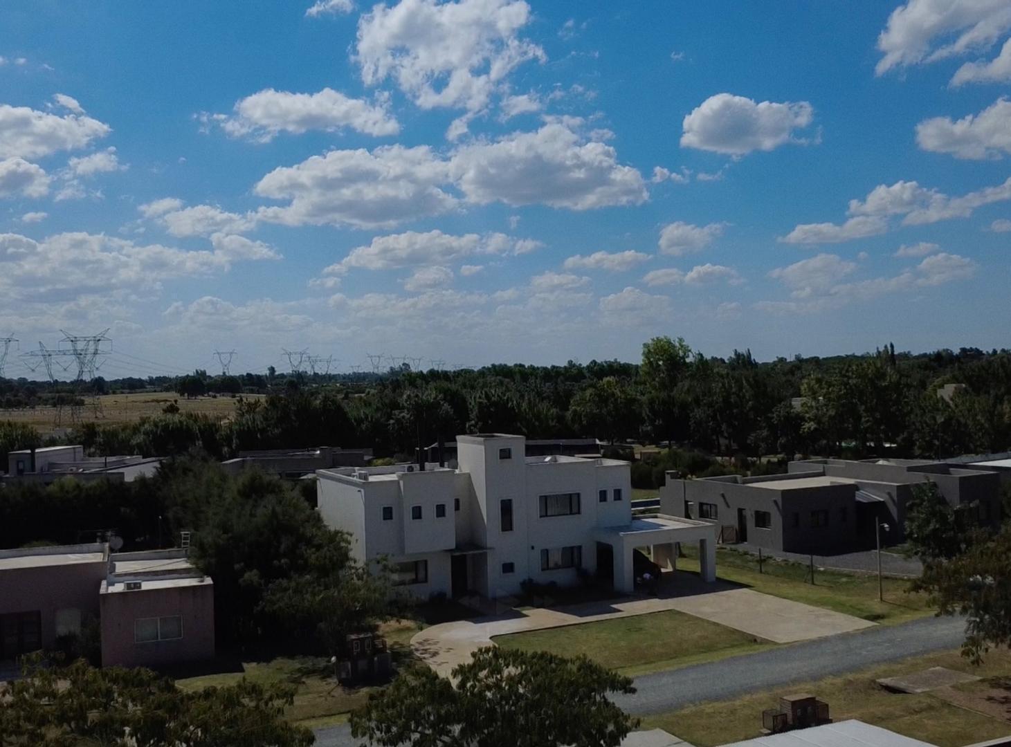Foto de Muy linda casa en alquiler en Altos de Manzanares, Pilar., imagen 3