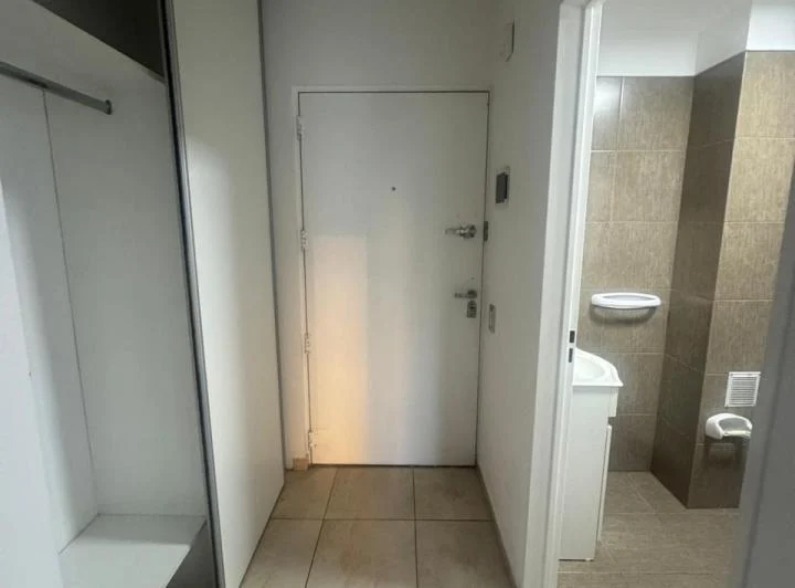 2 Amb- Contra Frente- de 56 mtrs-Balcon- Coc Sep- Toilette- Vestidor-Bño Comp. 4