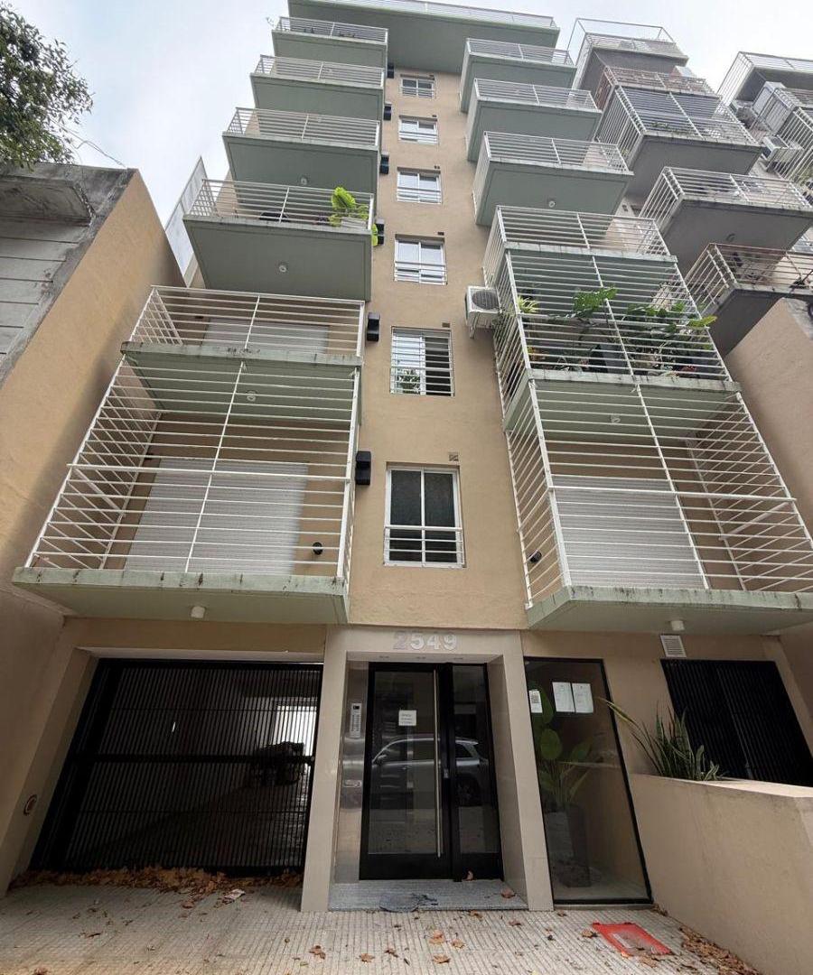 Semi Piso a Estrenar- Apto Prof o Viv-Frente-Balcon-46 mtrs Tot- Dorm c/plac. Exce Ubic Subte B.