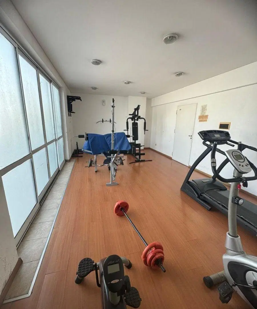 Excelente MonoAmb y 1/2-Grande 52 mtrs tot-frente-balcon- Edif c/amenities-Excelente Ubicacion. 2