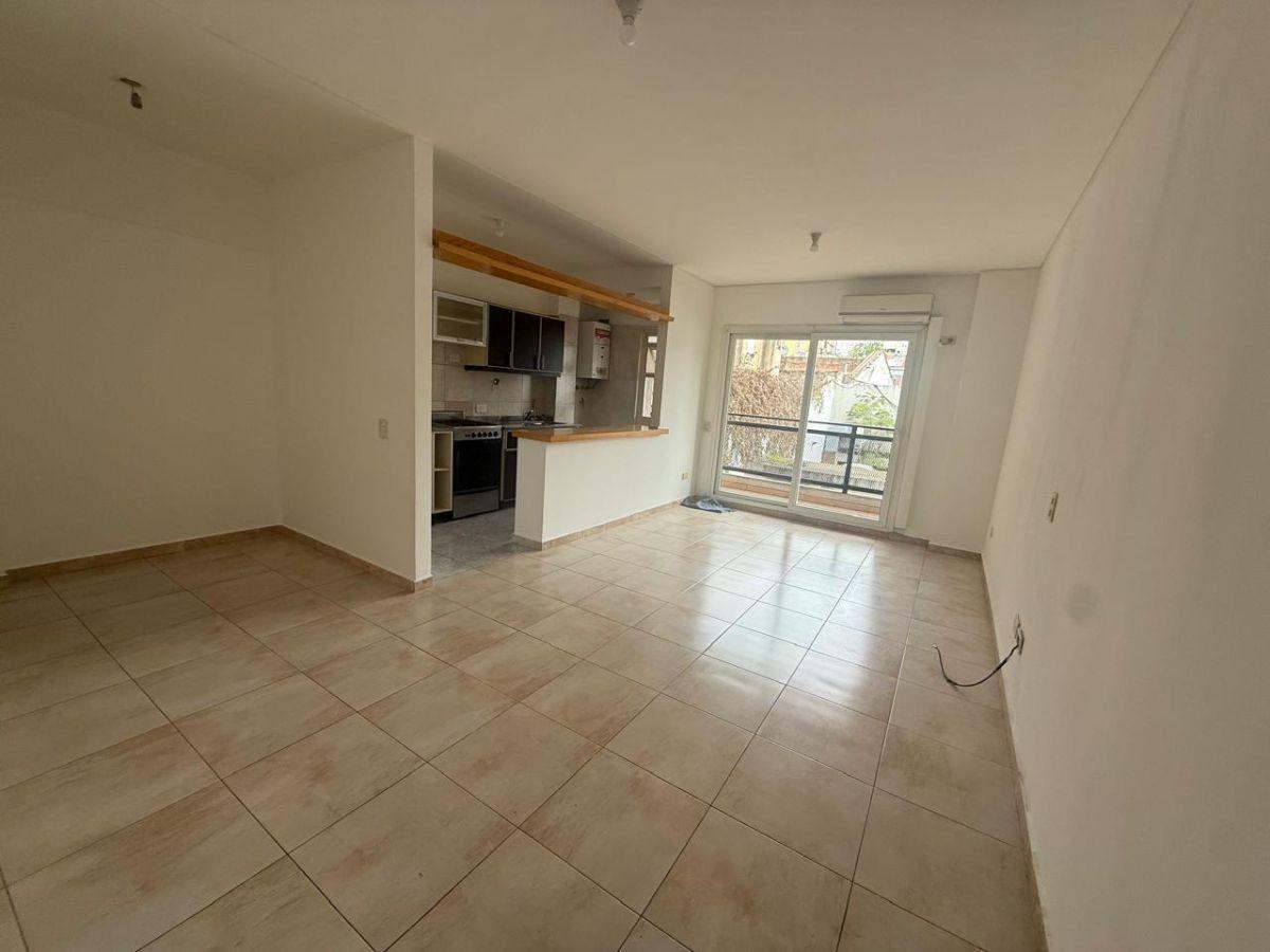 Foto de ALQUILER - MONOAMB - CNTRA FRNT - AMPLIO BALCON - COC C/CONEX LAV - A/A, imagen 1