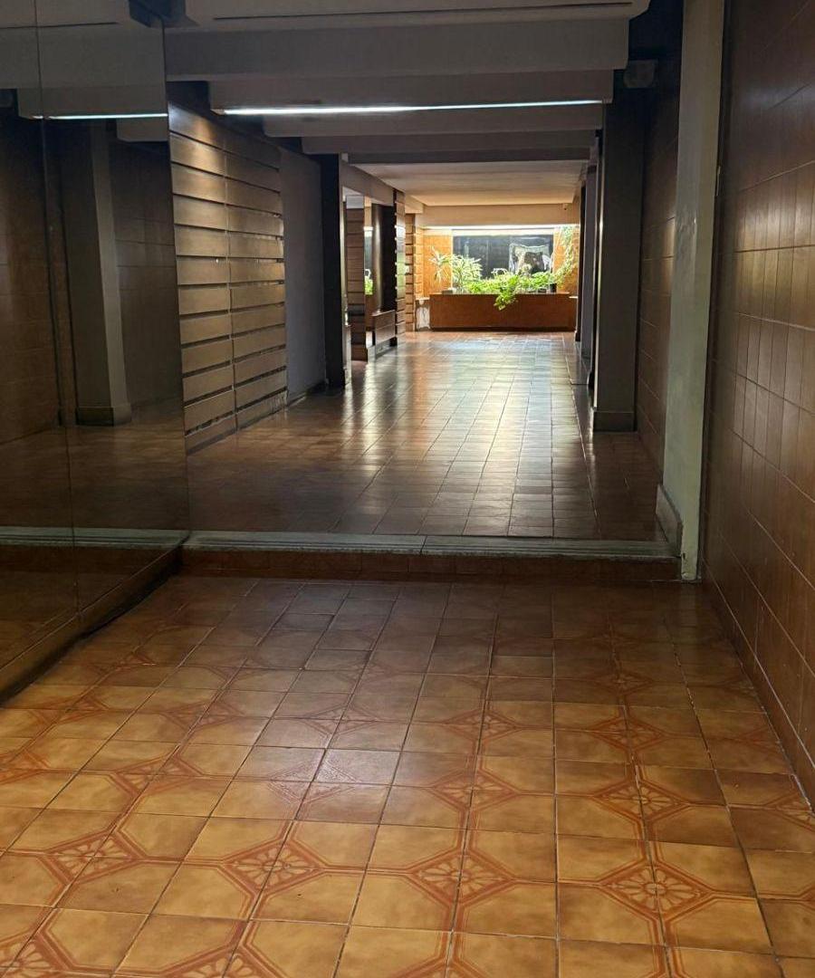 Foto de DPTO 3 AMBIENTES -2 PATIOS PROPIOS- A RECICLAR - COC/SEP - BÑO COMP, imagen 3