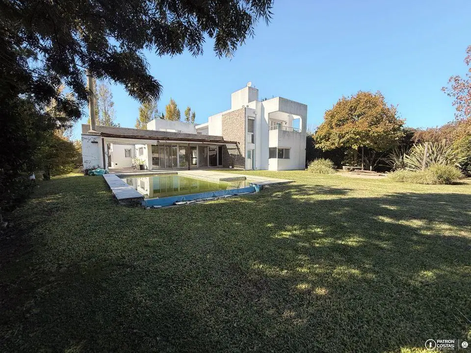 Casa en venta en La Concepción 5 Dormitorios 2