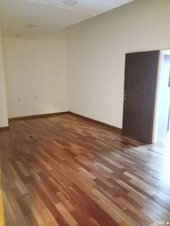 Oficina en venta / alquiler en Bureau Pilar 3