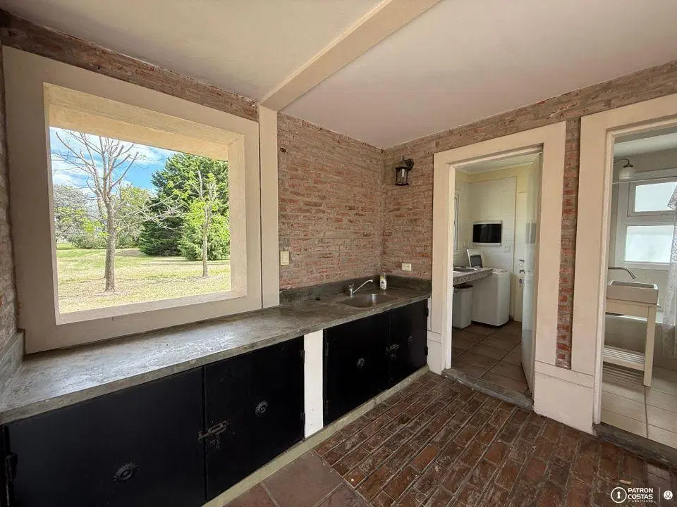 Casa en venta en La Colina Villa de Campo 4 Dormitorios 8