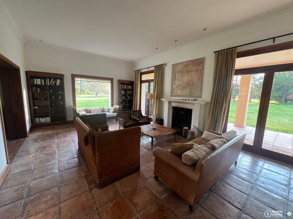 Casa en venta en El Argentino Farm Club 5 Dormitorios