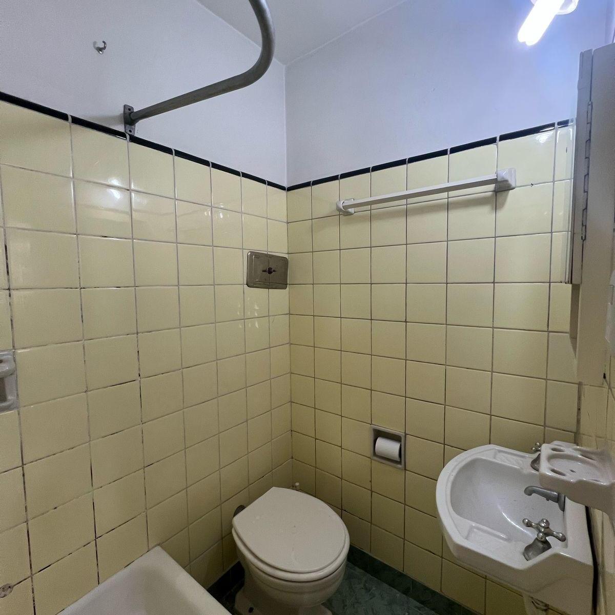 Venta - 1 Ambiente - Arenales y Azcuenaga - Recoleta. 5