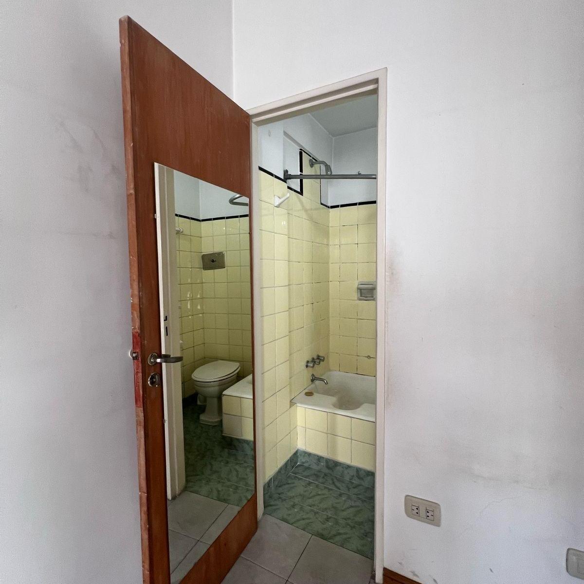 Venta - 1 Ambiente - Arenales y Azcuenaga - Recoleta. 4