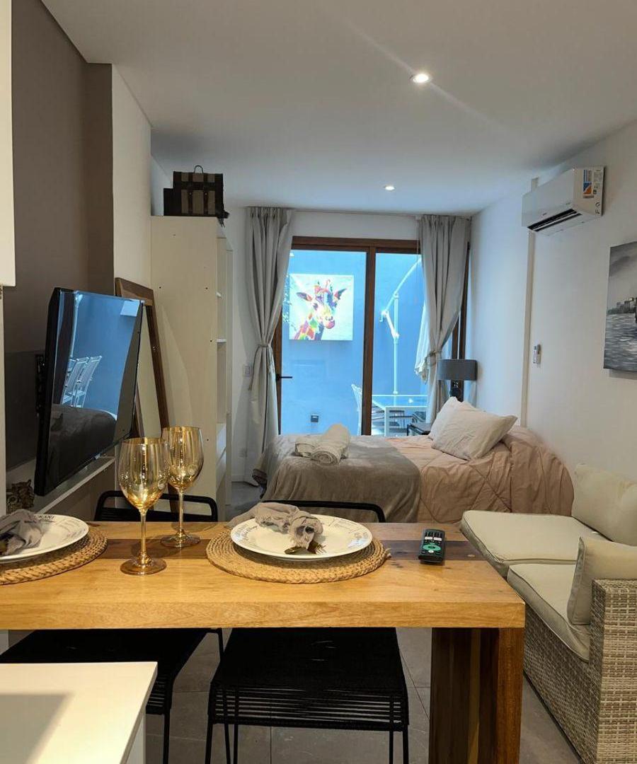 Foto de VENTA- 1 AMB AMOBLADO IDEAL INVERSIÓN AIRBNB- BERUTI Y LAPRIDA -RECOLETA, imagen 1