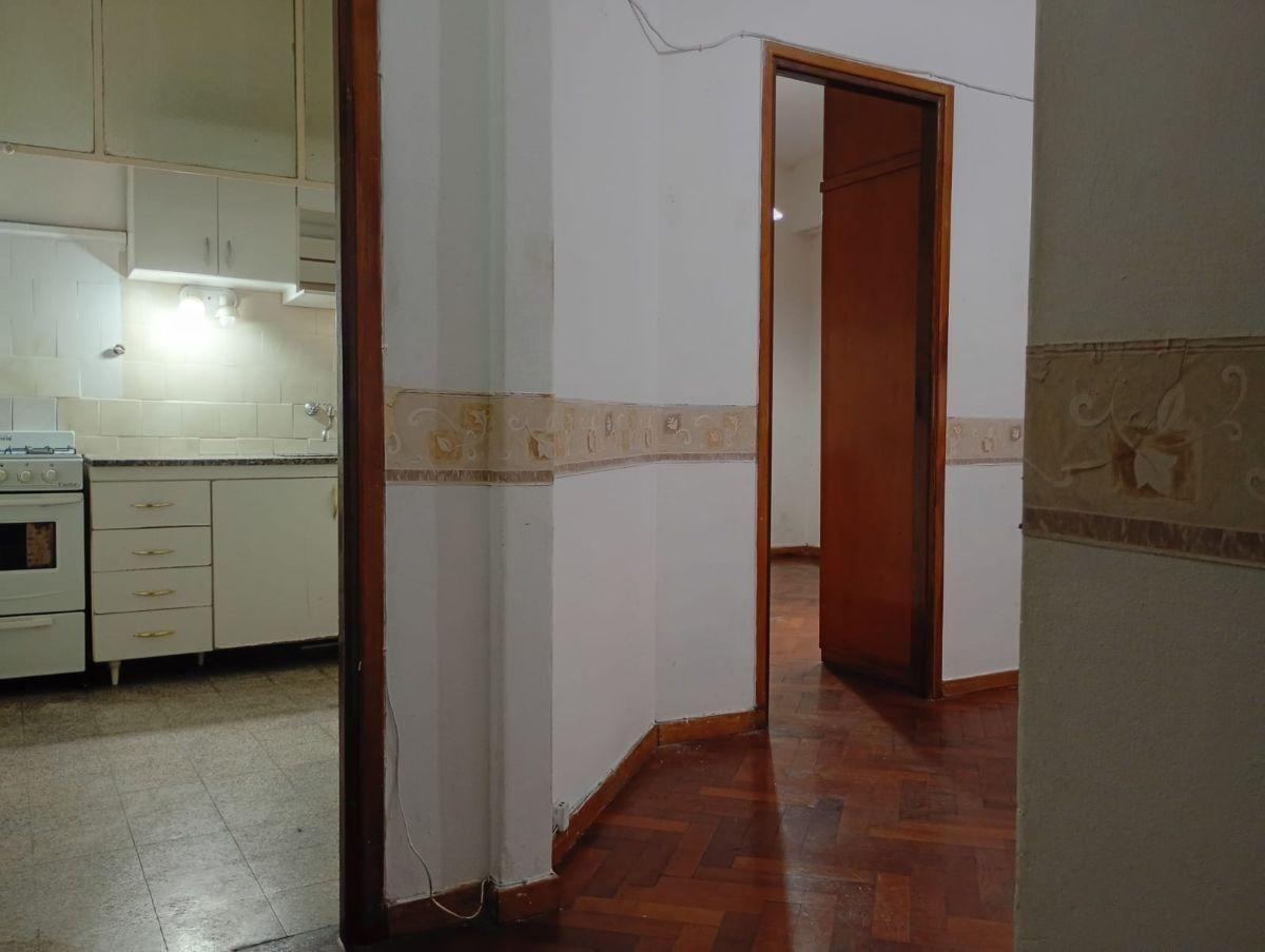 Foto de VENTA- 2AMB FTE-CHACO Y AV LA PLATA- CABALLITO, imagen 4