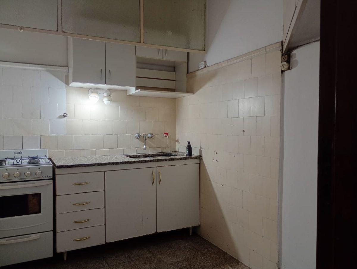 Foto de VENTA- 2AMB FTE-CHACO Y AV LA PLATA- CABALLITO, imagen 2