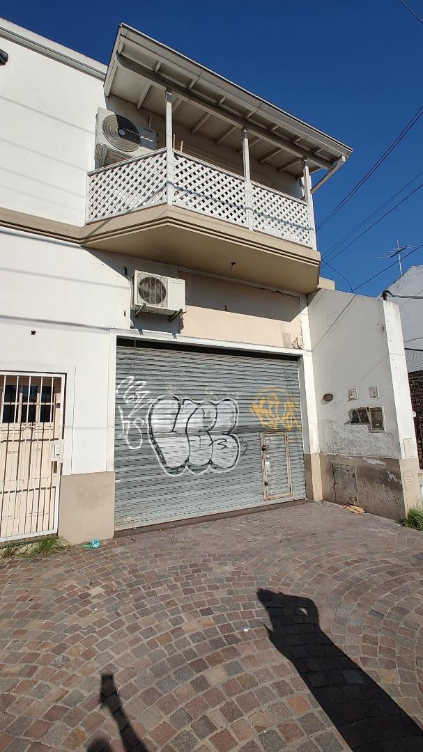 Muy Buen Local comercial de 35 mts2 aprox sobre avenida