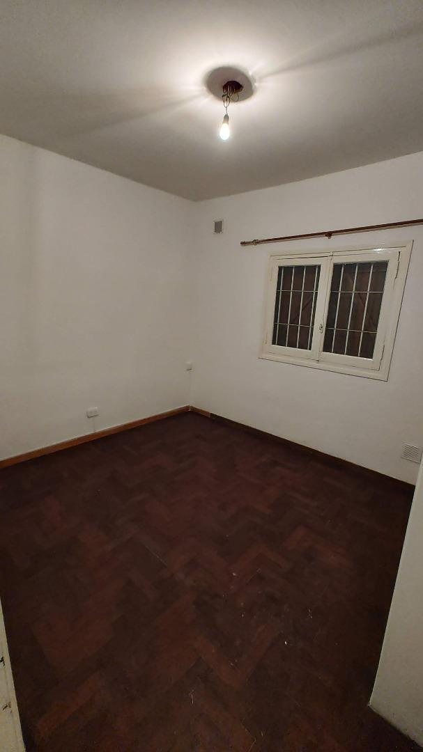 Venta - Depto Tipo Casa 3 Amb con Patio y Parrilla. Banfield 3