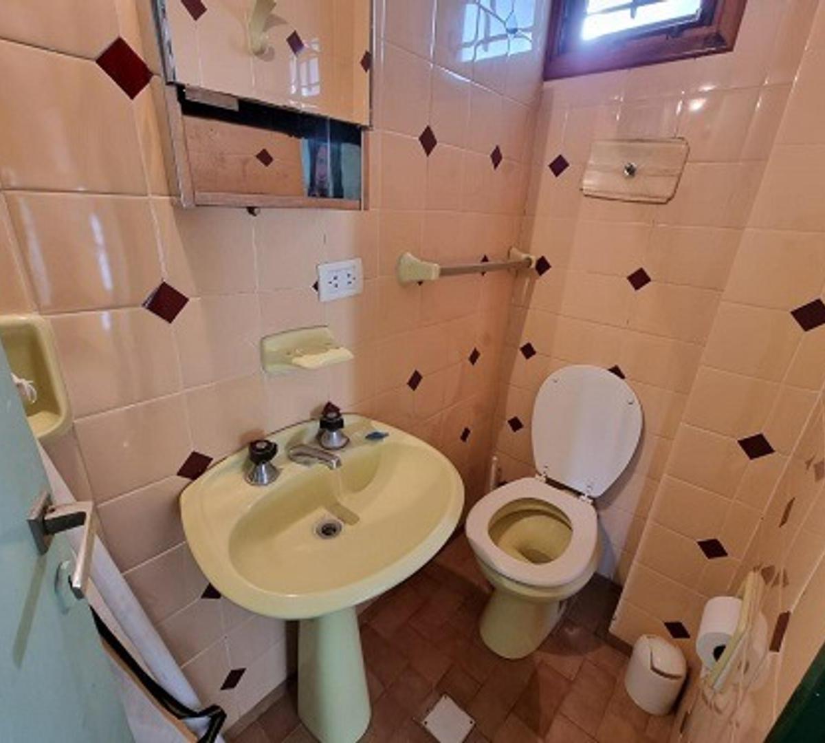 Venta - Depto 3 Amb C/balcon y Cochera! Villa Gessel 1