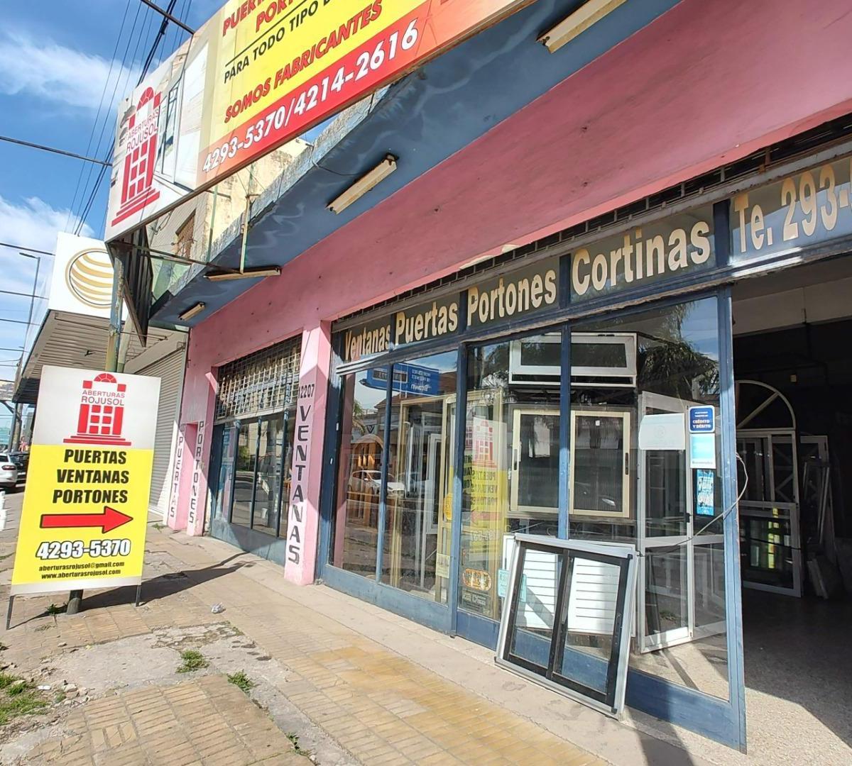 VENTA - TERRENO/LOCAL/DEPOSITO DE LOSA S/AVENIDA! TURDERA