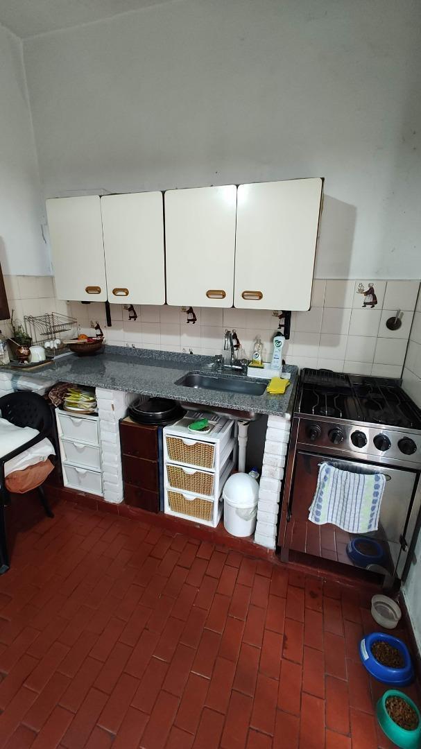 BUEN DEPTO T/CASA 2 AMB AMPLIO CON TERRAZA Y BALCON!