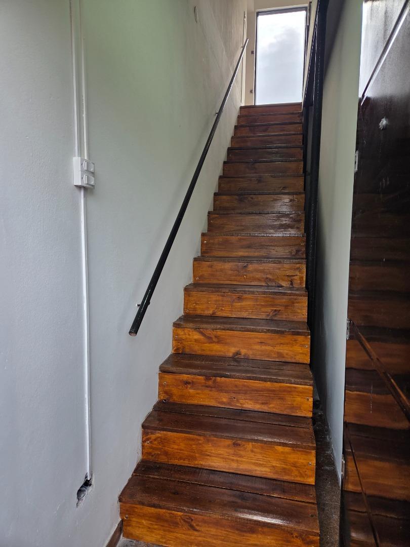 Foto de A ESTRENAR! DEPTO T/CASA 2 AMB C/TERRAZA Y BALCON, CLAYPOLE!, imagen 2