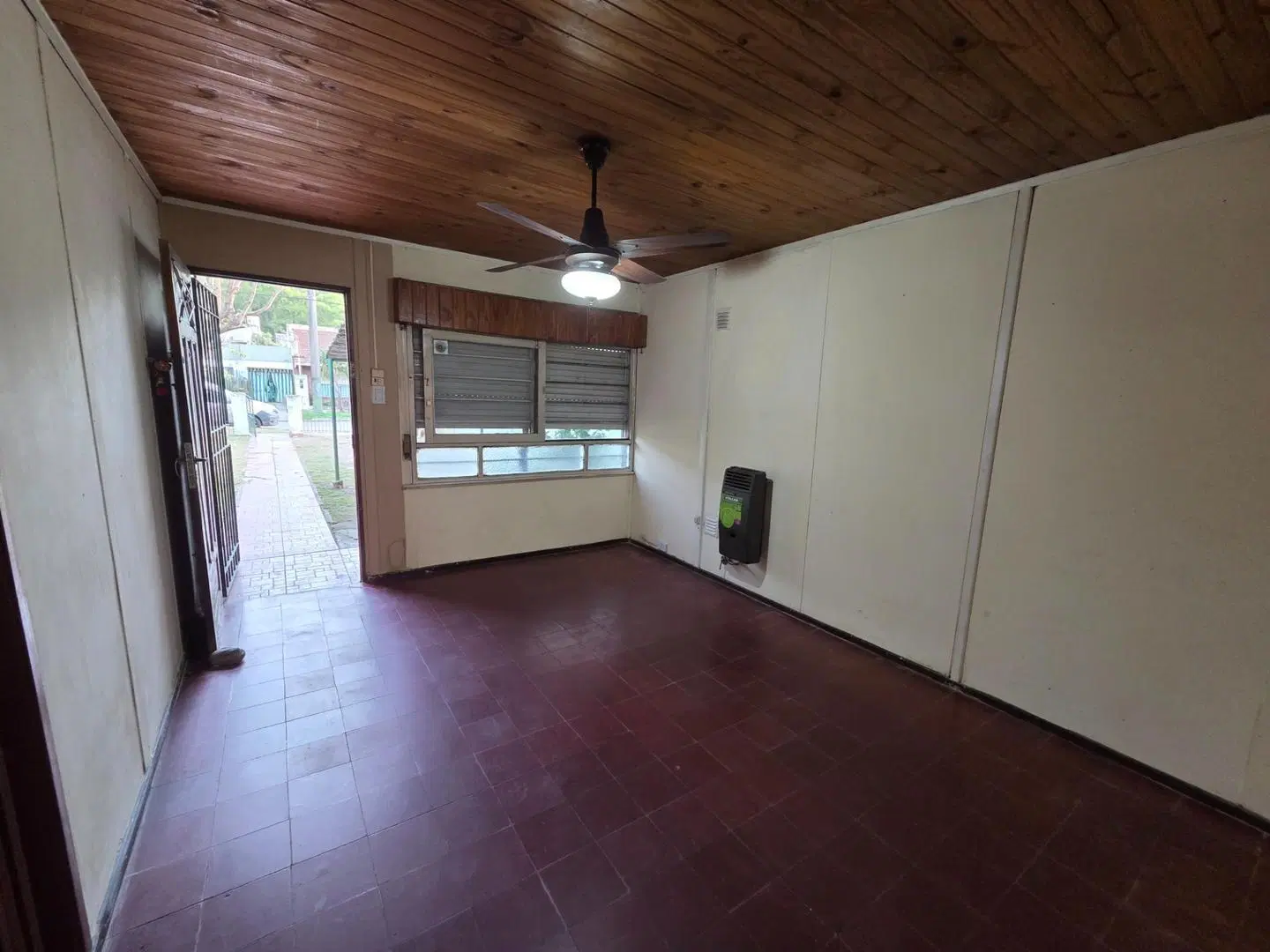 ALQUILER CASA 3 AMB CON AMPLIO LOTE EN LOMAS! 5